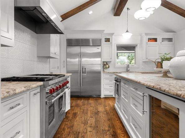 1008  Harpole Road E, Argyle Texas 76226