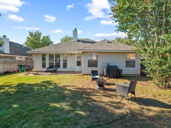 8440  Hawks Nest Drive , Fort Worth Texas 76131