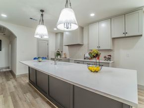 5914  Victor Street , Dallas Texas 75214