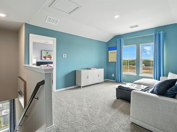 705  SHADED GROVE Drive , Denton Texas 76259