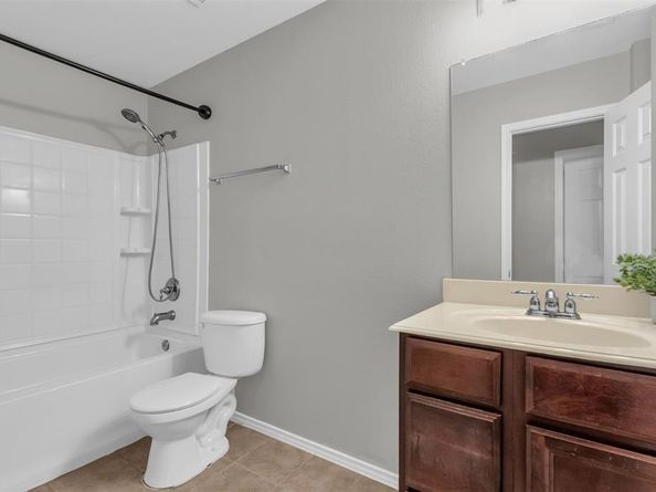 9731  Wake Bridge Drive , Frisco Texas 75035