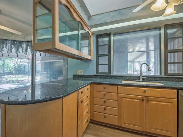 3505 W Lawther Drive , Dallas Texas 75214