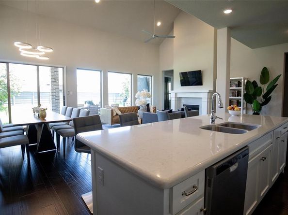 829  Boardwalk Way , Little Elm Texas 76227