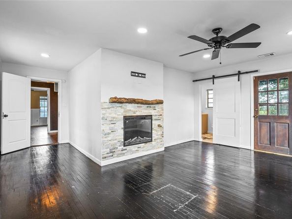 2320  Juniper Street , Haltom City Texas 76117