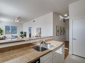 3015  Bryan Street  3B, Dallas Texas 75204