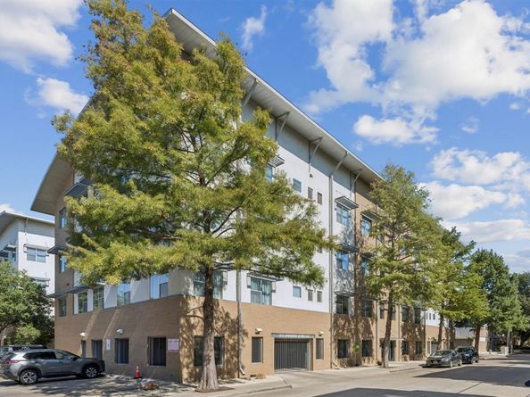 3015  Bryan Street  3B, Dallas Texas 75204