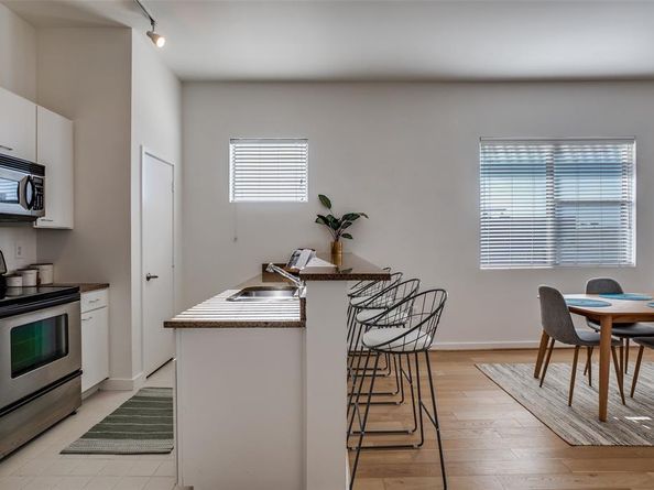 3015  Bryan Street  3B, Dallas Texas 75204