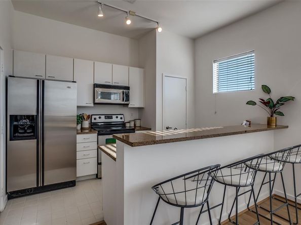 3015  Bryan Street  3B, Dallas Texas 75204