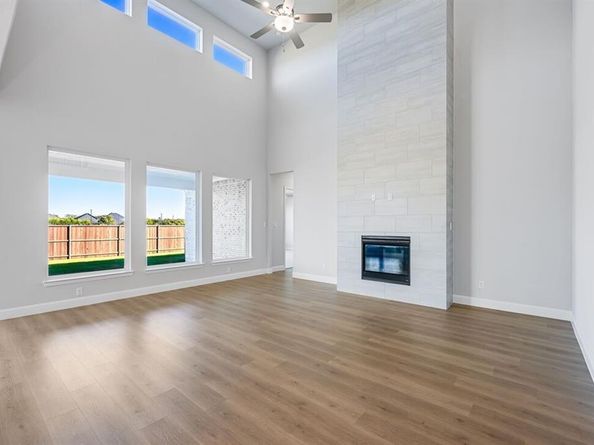 335  Trillium Street , Oak Point Texas 75068