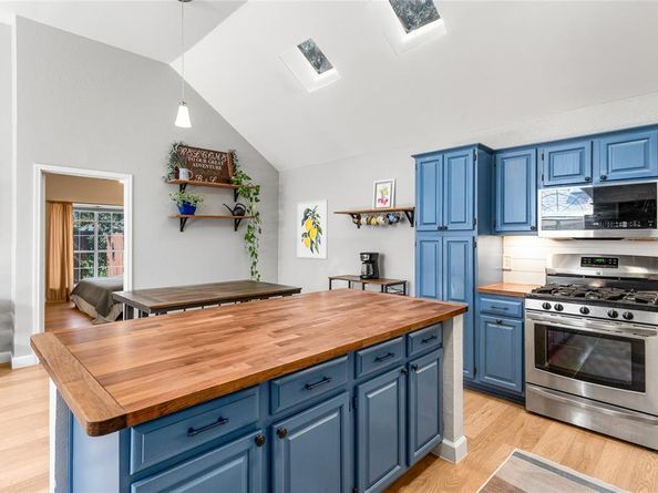 2032  Mallard Drive , Lewisville Texas 75077