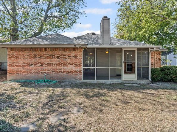 321  Meadow Park Drive , White Settlement Texas 76108