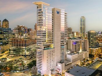2430  Victory Park Lane 