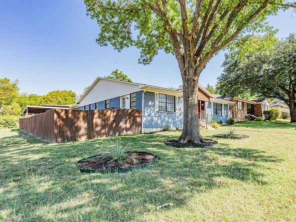 10803  Lake Gardens Drive , Dallas Texas 75218