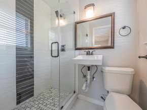 10803  Lake Gardens Drive , Dallas Texas 75218