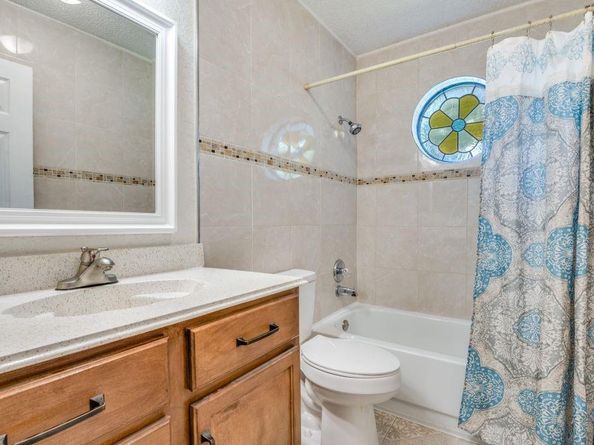 1126  Hemlock Drive , DeSoto Texas 75115