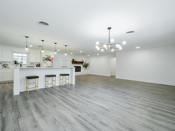 5804  Wimbleton Way , Fort Worth Texas 76133