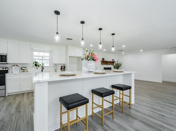 5804  Wimbleton Way , Fort Worth Texas 76133