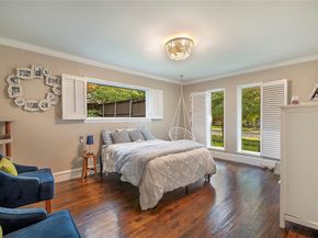 7449  Tophill Lane , Dallas Texas 75248