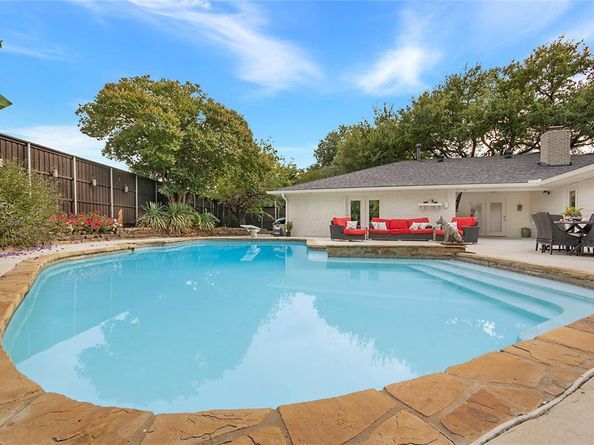 7449  Tophill Lane , Dallas Texas 75248