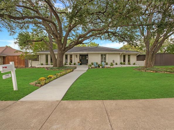 7449  Tophill Lane , Dallas Texas 75248
