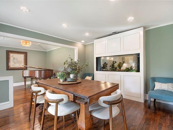 7449  Tophill Lane , Dallas Texas 75248