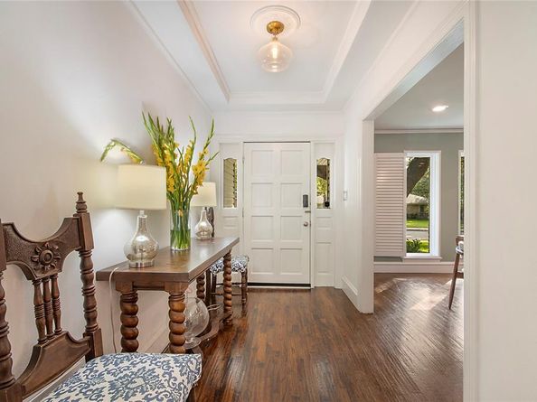 7449  Tophill Lane , Dallas Texas 75248