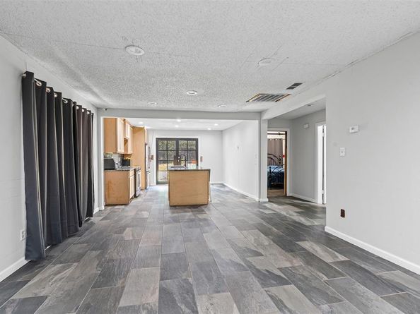 2909  Malcolm Street , Fort Worth Texas 76112