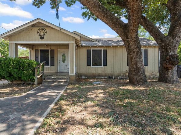 2909  Malcolm Street , Fort Worth Texas 76112