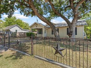 2909  Malcolm Street , Fort Worth Texas 76112