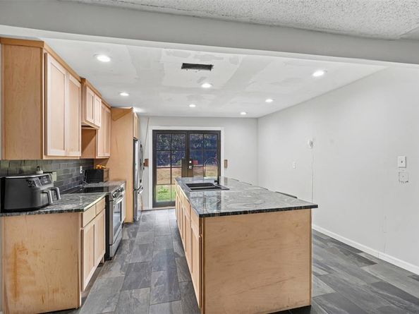 2909  Malcolm Street , Fort Worth Texas 76112
