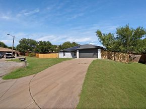 1132  Judy Avenue , Benbrook Texas 76126