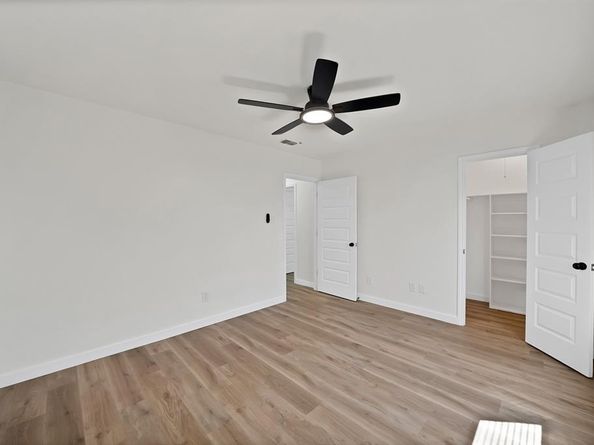 1132  Judy Avenue , Benbrook Texas 76126