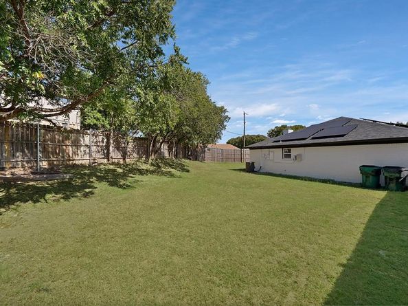1132  Judy Avenue , Benbrook Texas 76126