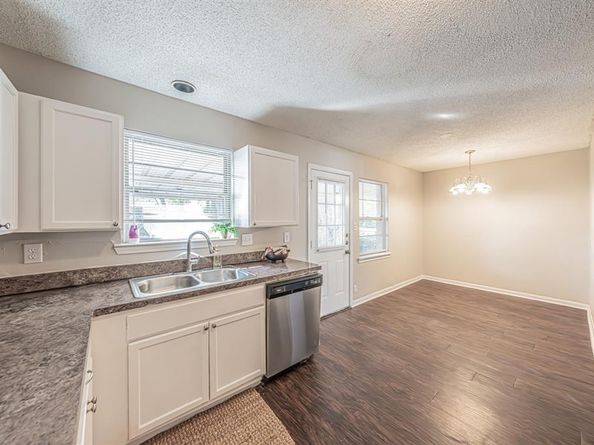 101 S Valera Court , Fort Worth Texas 76134