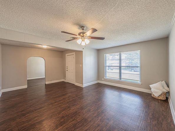 101 S Valera Court , Fort Worth Texas 76134