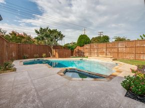 2302  Stone Glen Lane , Carrollton Texas 75007