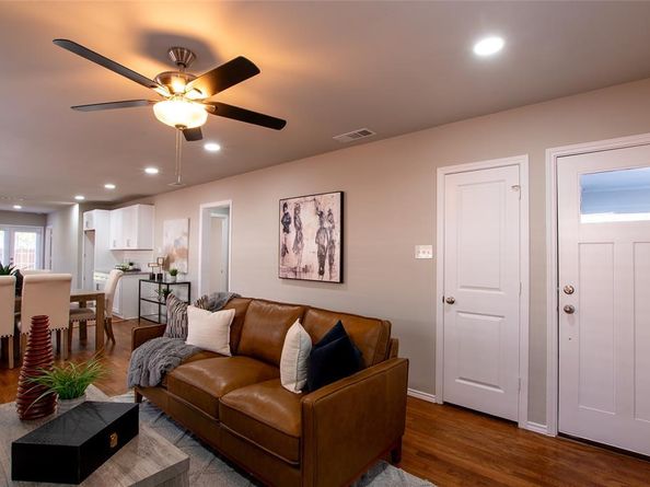 314 N Jester Avenue , Dallas Texas 75211