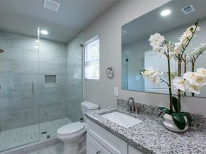 314 N Jester Avenue , Dallas Texas 75211