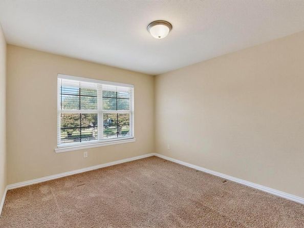 700 N Irving Heights Drive , Irving Texas 75061