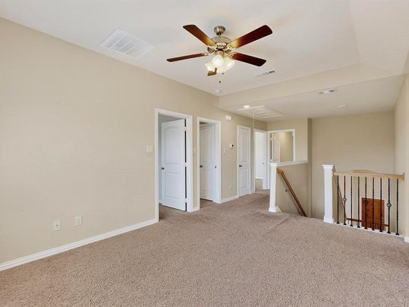 700 N Irving Heights Drive , Irving Texas 75061