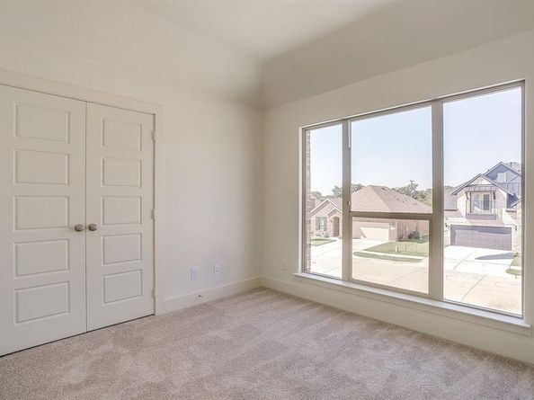 928  Arkan Lane , Fort Worth Texas 76120