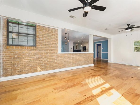 204 W Park Street , Little Elm Texas 75068