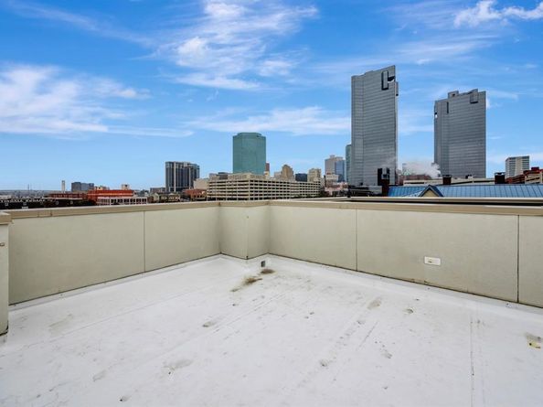 614 E 1st Street , Fort Worth Texas 76102