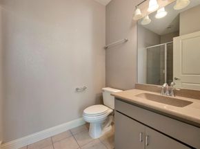 614 E 1st Street , Fort Worth Texas 76102