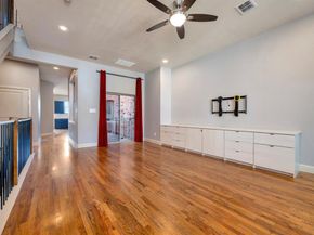 614 E 1st Street , Fort Worth Texas 76102