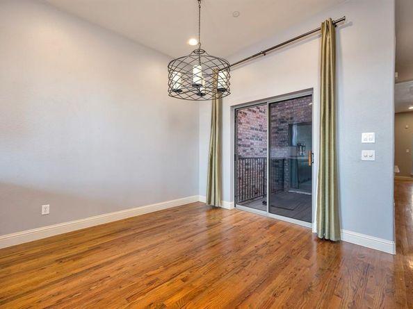 614 E 1st Street , Fort Worth Texas 76102