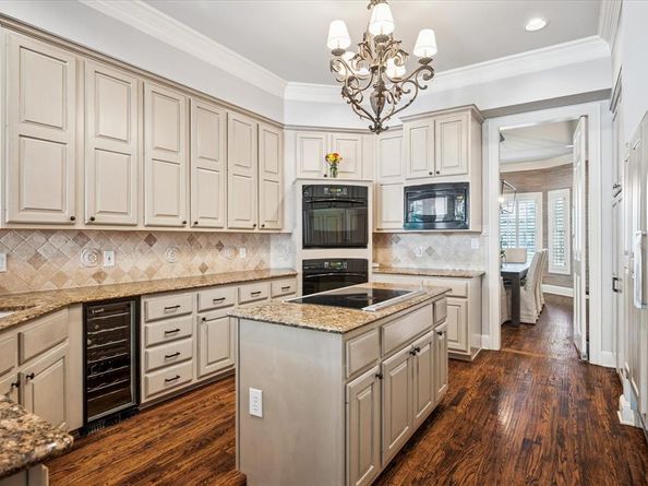 6511  Aberdeen Avenue , Dallas Texas 75230