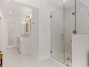 4684 S Versailles Avenue , Highland Park Texas 75209