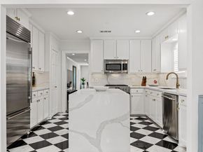 4684 S Versailles Avenue , Highland Park Texas 75209