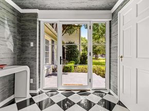 4684 S Versailles Avenue , Highland Park Texas 75209